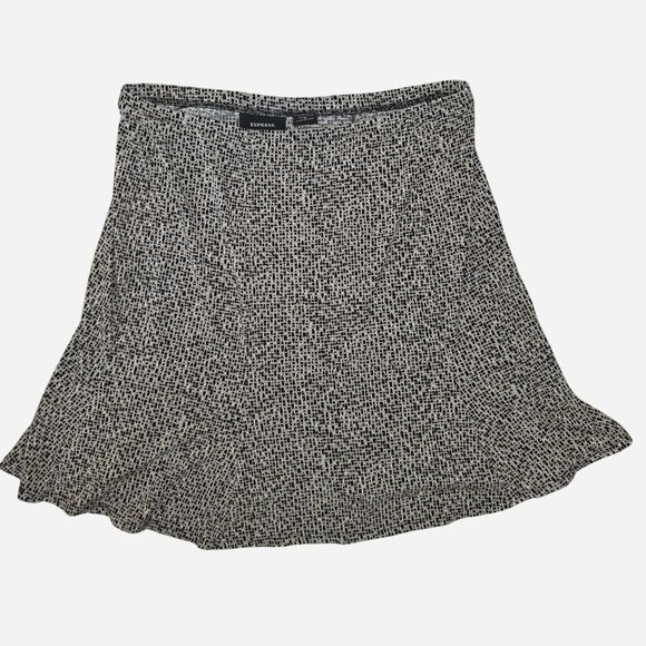 EXPRESS Black & White Textured Mini Skirt โ Size Small Women's - Picture 1 of 3